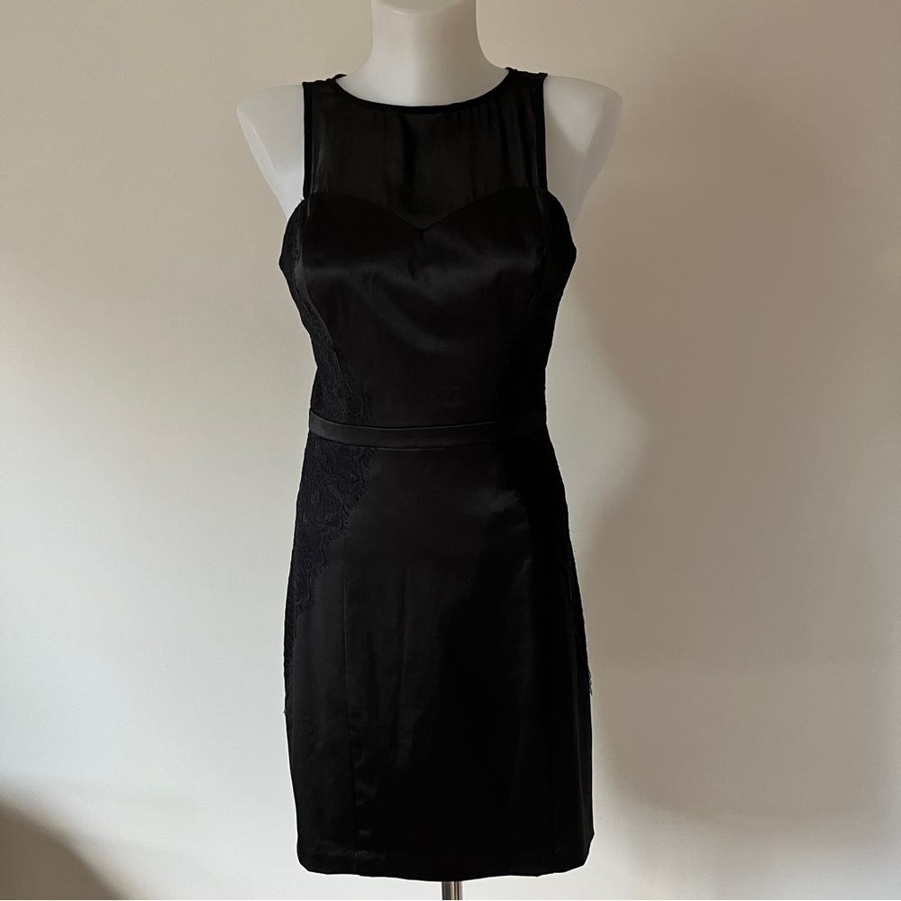 Guess Sweetheart Satin Black Cocktail Dress Eyelash Lace Overlay  Evening Sz 4